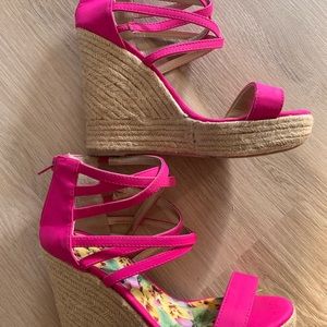 Charlotte Russe wedges size 6
